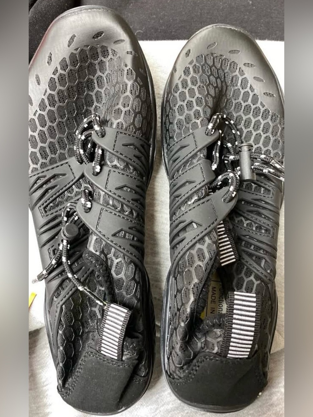 Men's Black water shoes